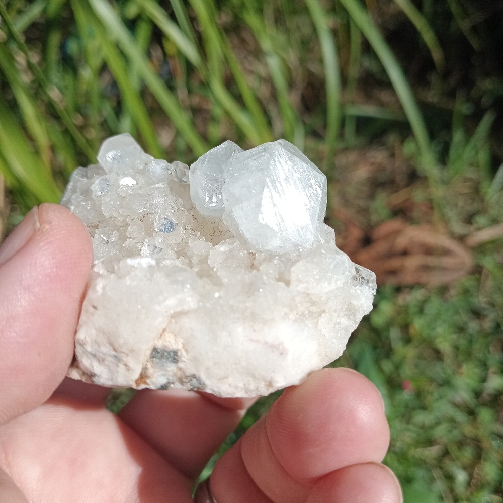 Apophyllite Crystal - Picture 3 of 12